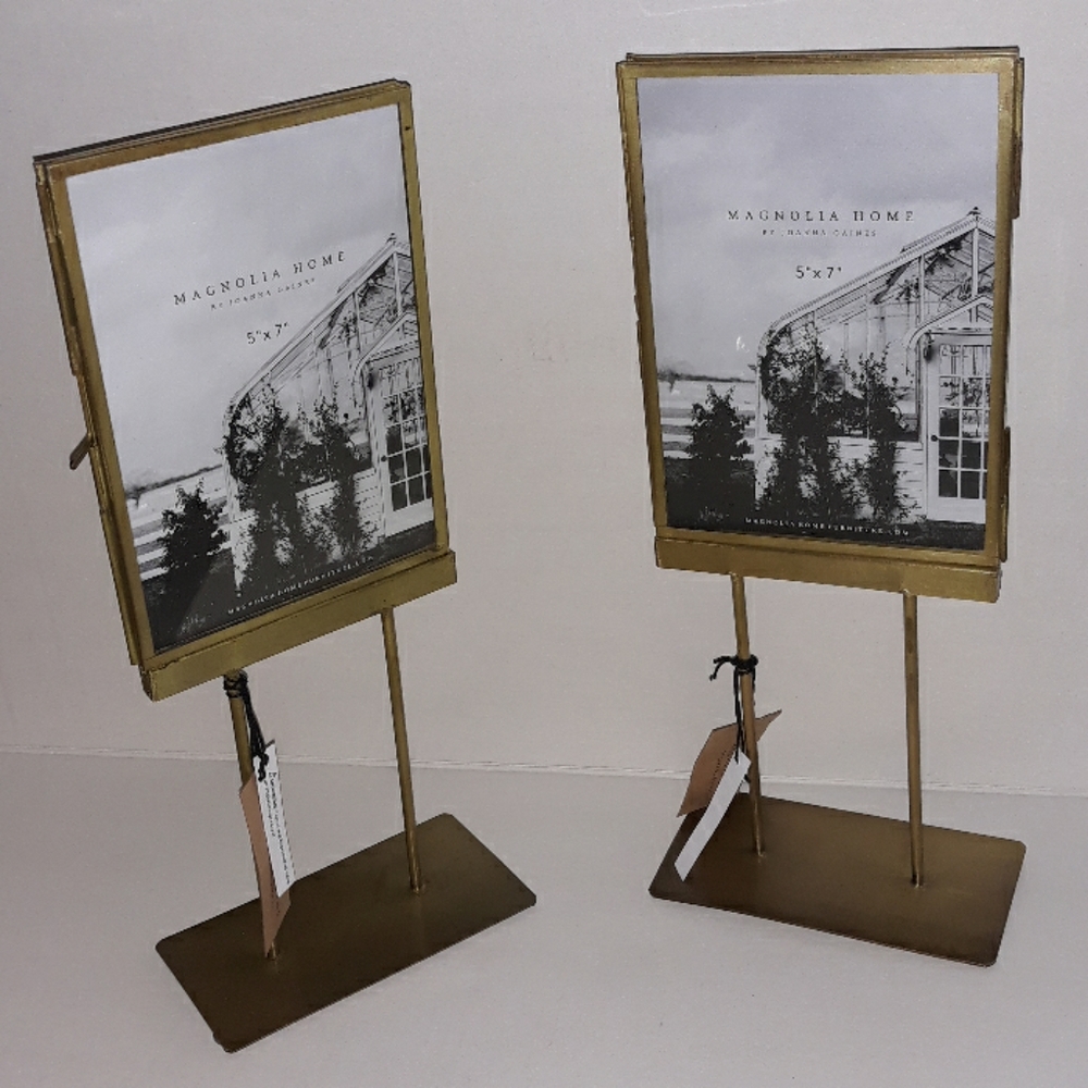 Magnolia homes metal frame 5x7